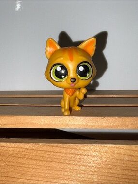 Mini Littlest Pet Shop Orange Tabby Cat #82893